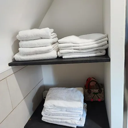 La Longere Dans La Prairie Quetteville