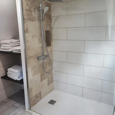 La Longere Dans La Prairie 度假居