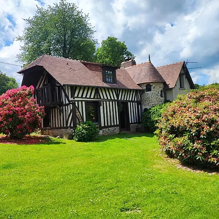 Casa de Férias La Longere Dans La Prairie