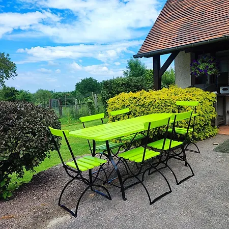 Hébergement de vacances La Longère Dans La Prairie Quetteville