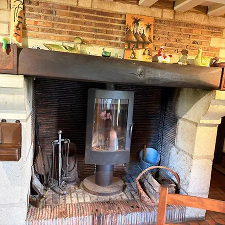 La Longere Dans La Prairie