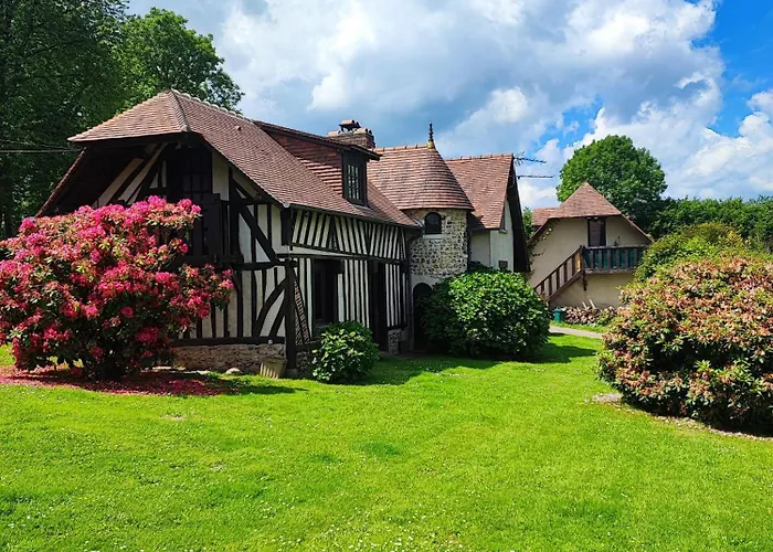 La Longere Dans La Prairie *