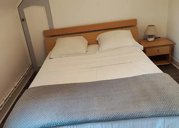 Hébergement de vacances La Longère Dans La Prairie *